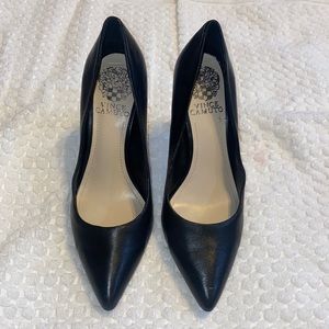 Vince Camuto black soft leather pumps size 6.5